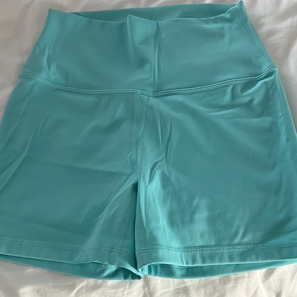 CRZ Yoga Shorts 🩵
